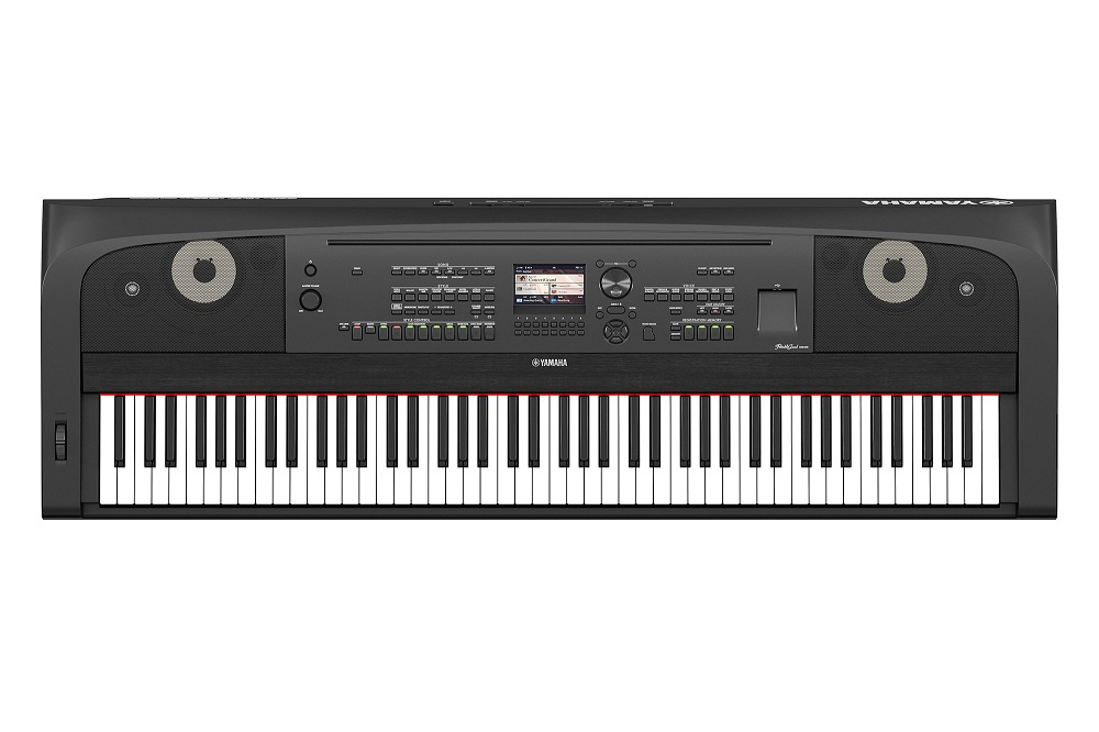 YAMAHA DGX-670 (Black)