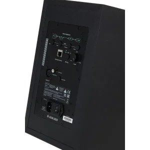 Студійний монітор Adam Audio A7V