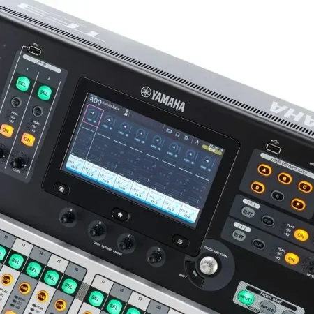 Мікшерний пульт YAMAHA TF3