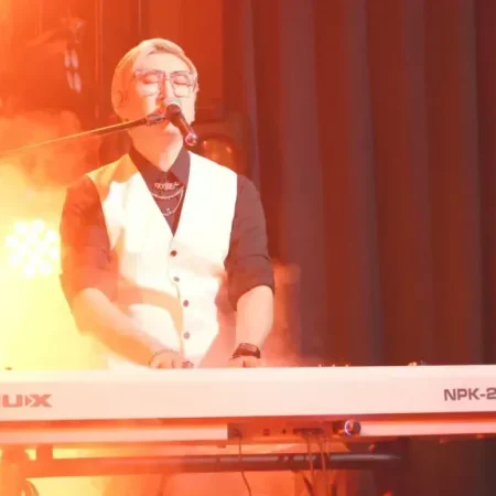 Сценічне піаніно NUX NPK-20-W