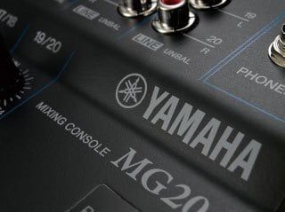 Мікшерний пульт YAMAHA MG10XU