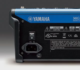 Мікшерний пульт YAMAHA MG10XU